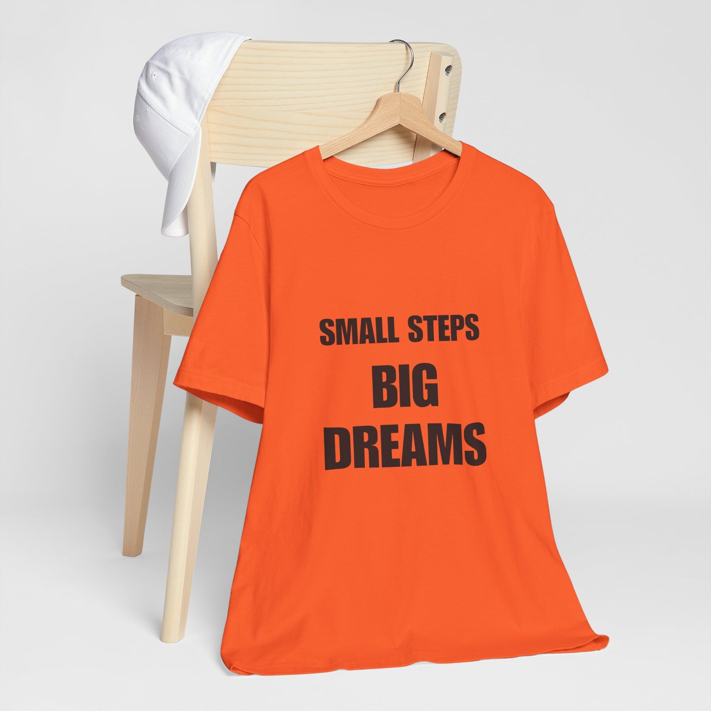 Motivational Quote Tee | BIG DREAMS